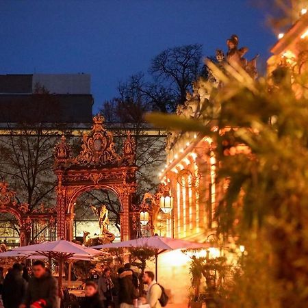 - Gite Appart Orchidée - Coeur de ville - Lunéville - Soirée étape VRP - capacité 1 à 4 personnes - Accès piscine et jardin Esterno foto